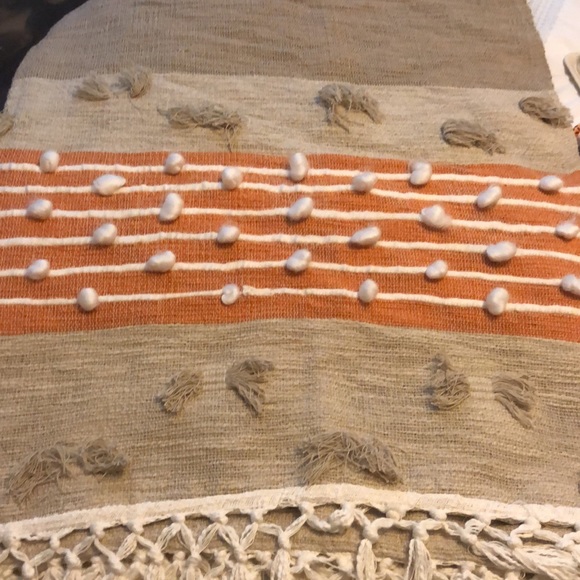 Lacourte hand woven 50” x 69” thrown blanket - Picture 1 of 7